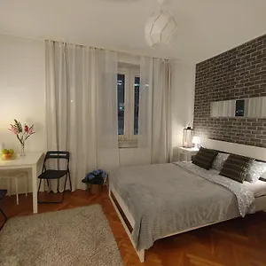 https://warsaw-central-warsaw.warsawhotelspoland.com